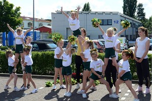 Auftritt der MiniStarlets beim EDEKA-Kinderfest 2012